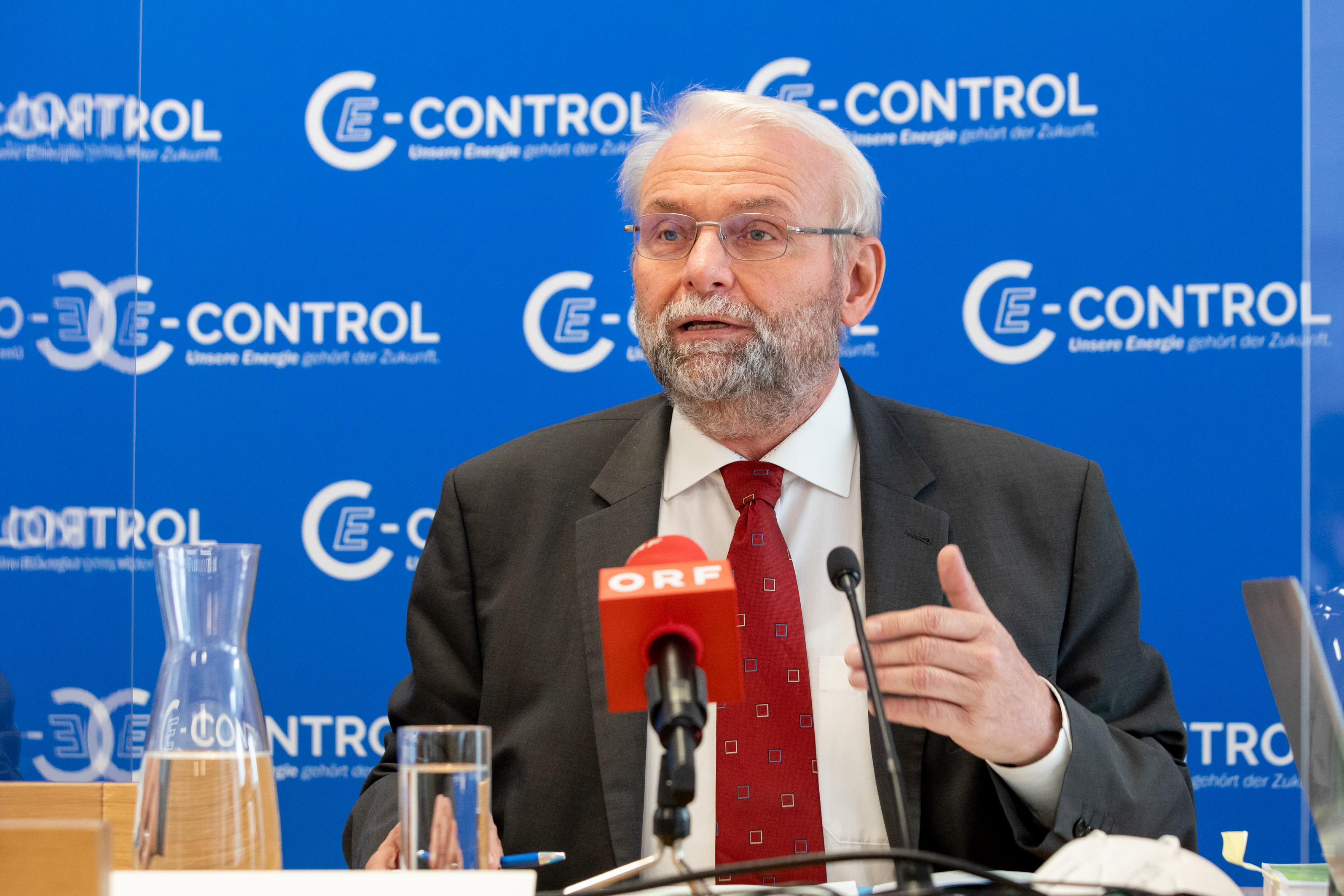 DI Andreas Eigenbauer, Vorstand E-Control