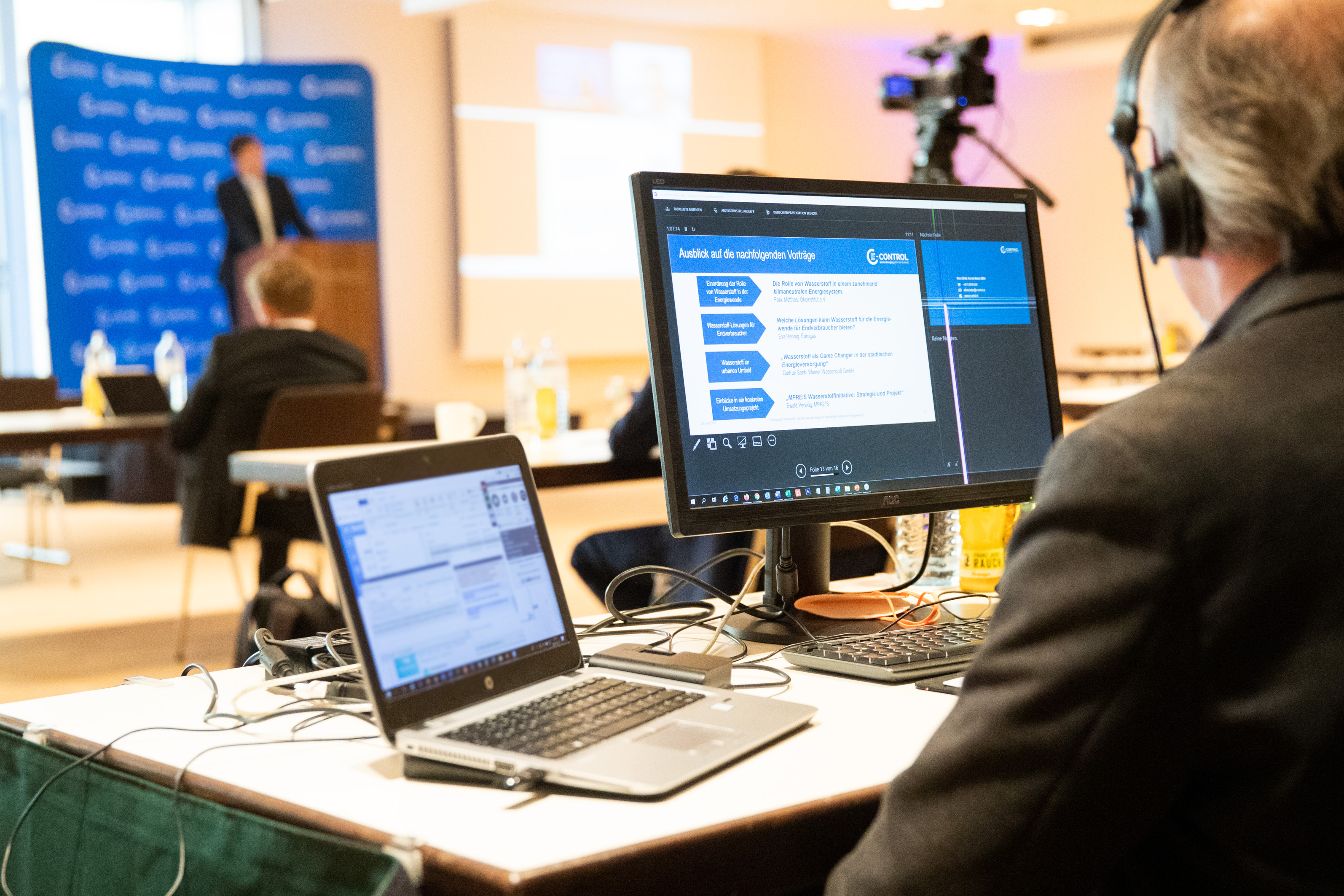 Hybrid-Online-Event