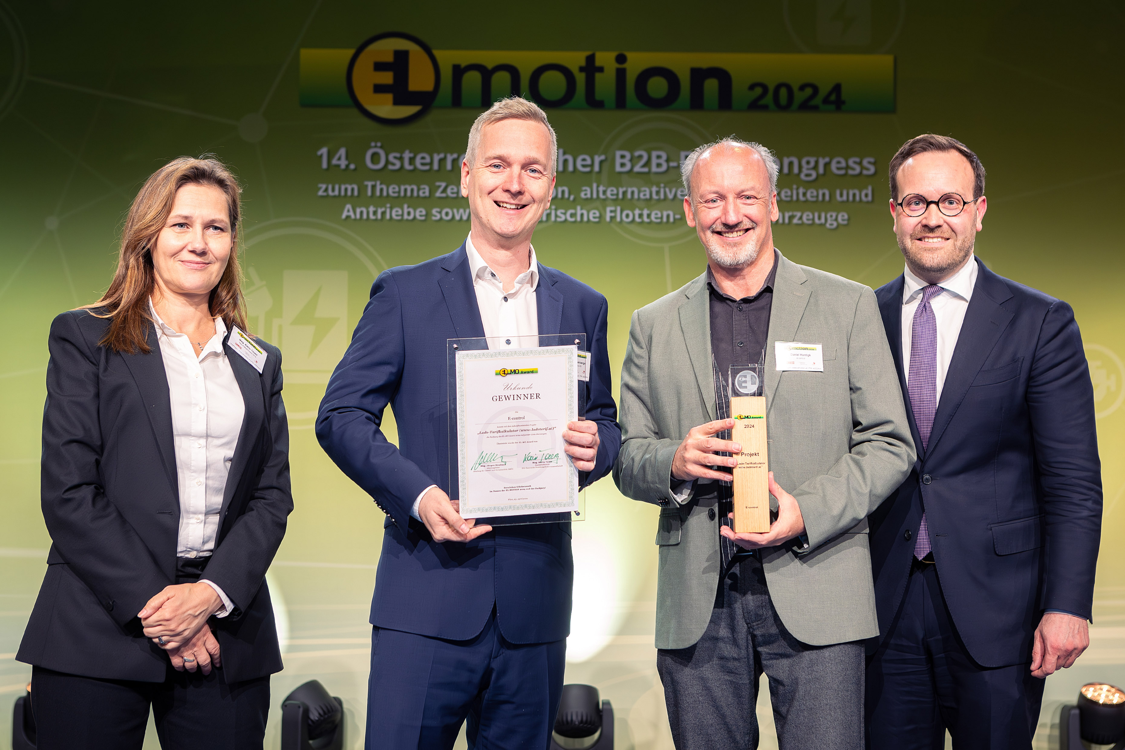 Abb.: Karin Tausz (BMK), Patrick Heissenberger (CPB SOFTWARE AG), Daniel Hantigk (E-Control) und und Jürgen Streitner (WKÖ) (v.l.n.r.)