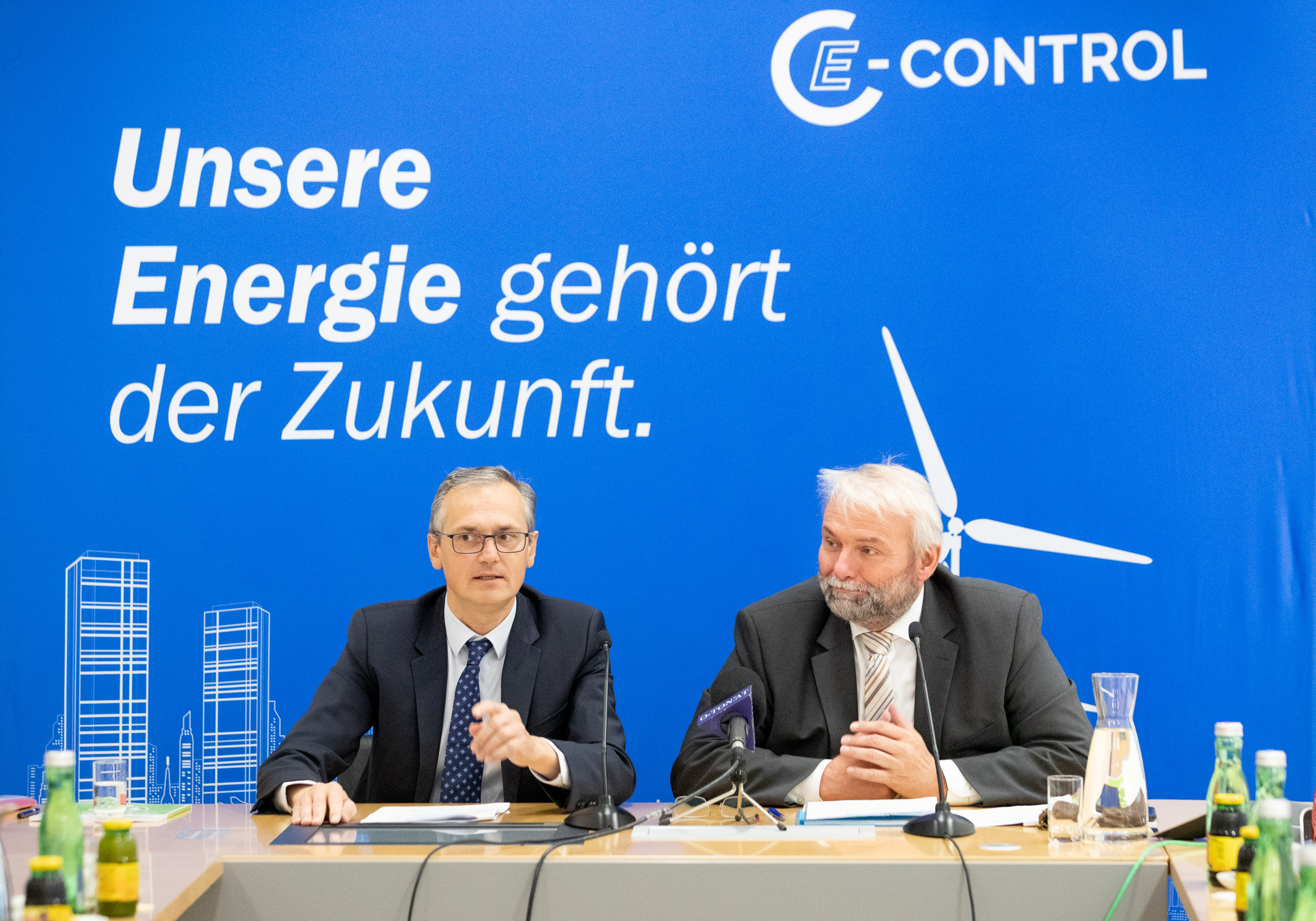 E-Control Vorstand präsentiert Ökostrombericht 2019