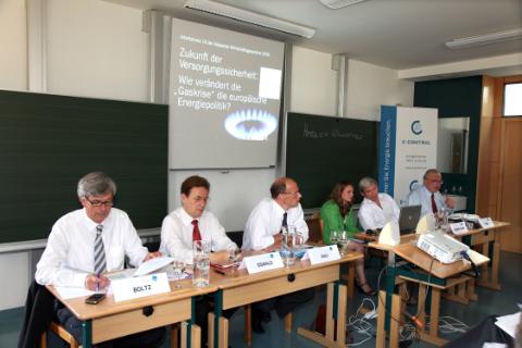 Diskutanten beim Forum Alpbach: Walter Boltz, Peter Oswald, Werner Auli, Andrei Konoplyanik, Heinrich Hick