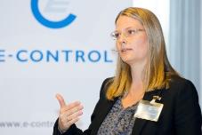Christina Veigl-Guthann stellte Lösungsansätze und Forderungen aus Sicht der E-Control vor