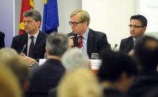 (V.l.n.r.) Alois Kraut (Österreichischer Botschafter), H.E. Peter Sorensen (Leiter der EU Delegation), Fatmir Besimi (Mazedonischer Wirtschaftsminister) beim Closing Workshop 