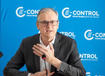 Dr. Wolfgang Urbantschitsch, LL.M, Vorstand E-Control